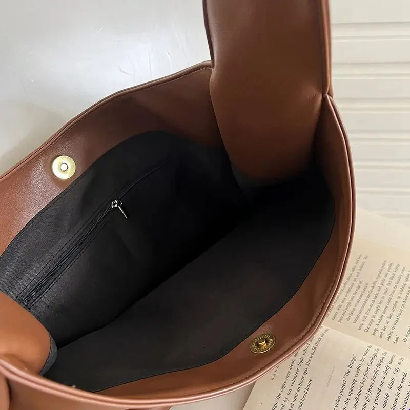 Everyday Petite Tote - Image 7