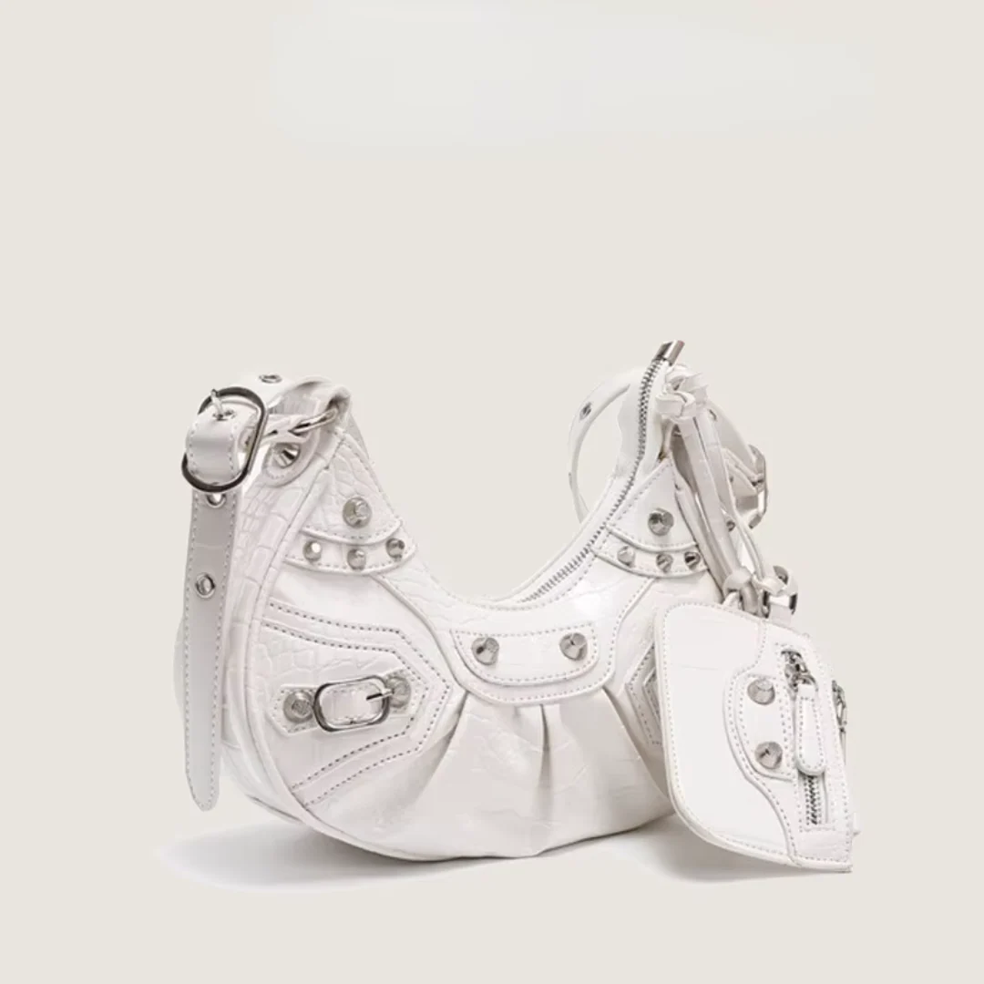 The Clover Bag - Image 11